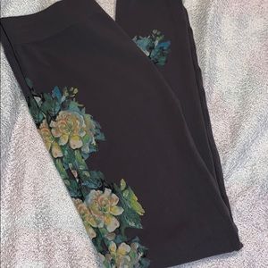 M. Rena Floral Print Leggings